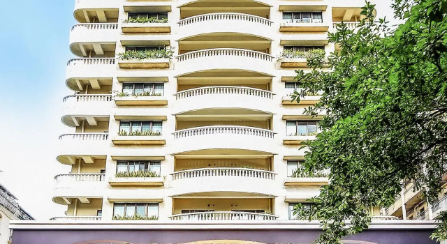 Люкс Deluxe Garden View Court Suites Ho Chi Minh City