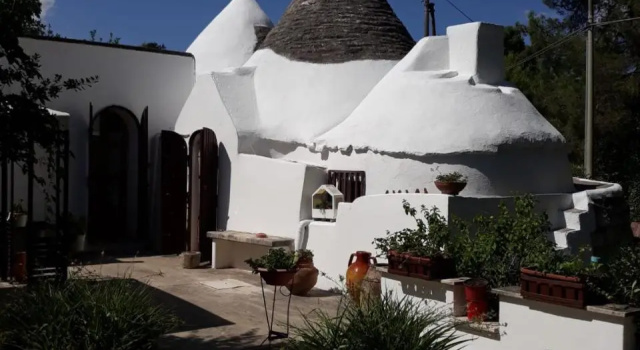 Trullo Mauro MGG - Trullo Fragale, Varaa Hotelli Hotellit Valle d'Itria pysäköinnillä, Pysäköinti