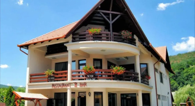 Csatári Pensiune Praid, Boek Hotel Praid Mureş