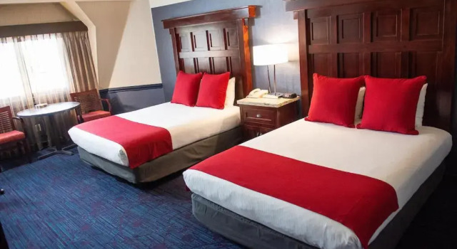 Четырёхместный номер Deluxe Carson Valley Inn