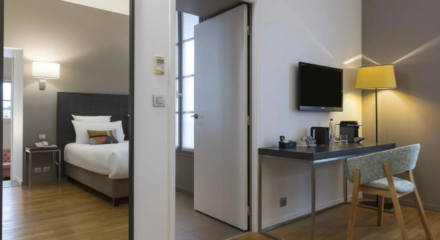 Quadruple Junior Suite Best Western Grand Hotel de Castres