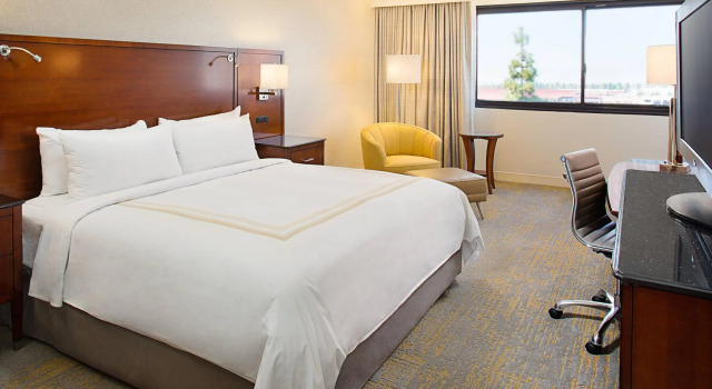 Двухместный номер Los Angeles Marriott Burbank Airport
