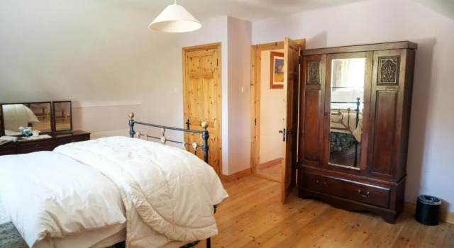 Knocknagrough House, Ballyvaughan, Co. Clare, Book Hotel Ballyvaughan The Burren
