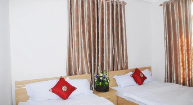 Четырёхместный номер Deluxe Quynh Yen hotel