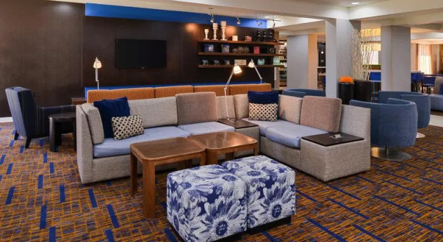 Люкс с 2 комнатами Country Inn & Suites by Radisson, Brown Deer - Milwaukee North