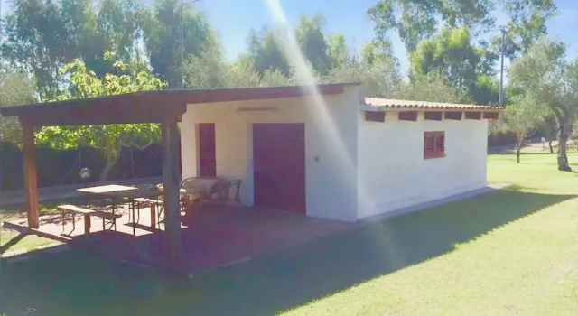 Villa With Pool 2km From the Sea of Alghero With Ac and Wifi for 8 People