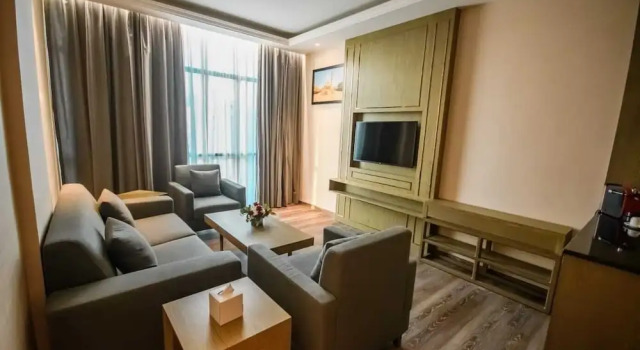 Люкс Deluxe Frankincense Hotel Muscat فندق اللبان مسقط