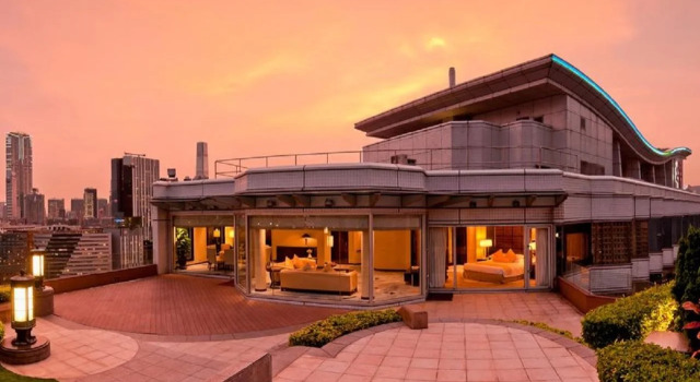 Harbour Plaza Metropolis