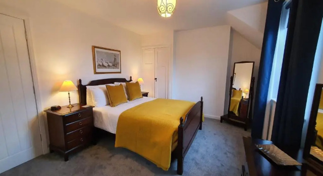 51 Milton Crescent, Book Hotel Anstruther Fife