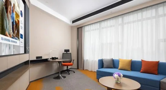 Люкс Business Hampton by Hilton Beijing Changping