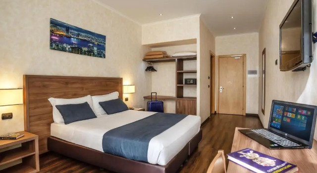Двухместный номер Smart Hotel Roma Sud