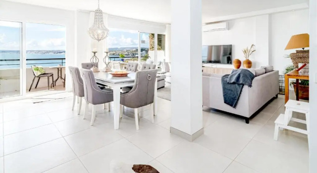 Апартаменты CP - Modern Beachside Apartment in Estepona