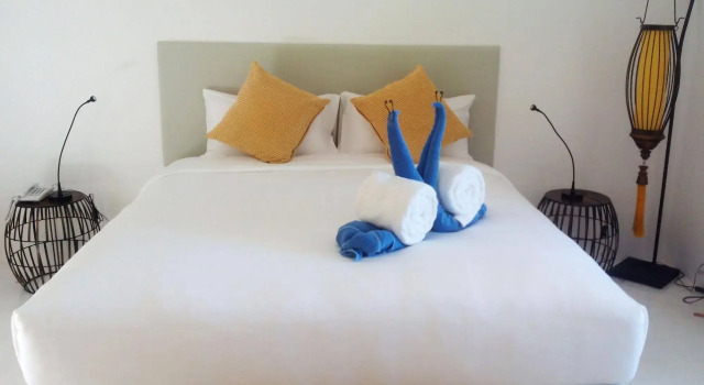 Sanae Beach Hua Hin