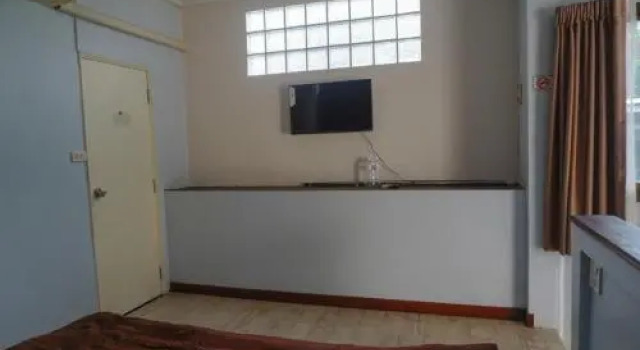 Corner house