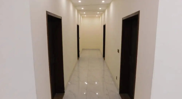 Empire Hotel