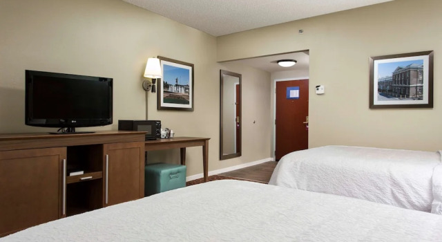 Люкс Standard Hampton Inn Troy