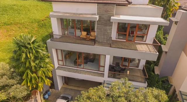 Permai 7b Villa 4 bedroom with a private pool