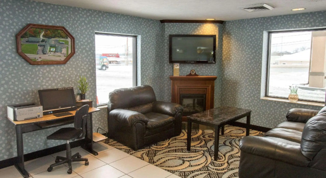 Quality Inn & Suites Big Rapids near University, Réserver Hôtel Big Rapids Michigan