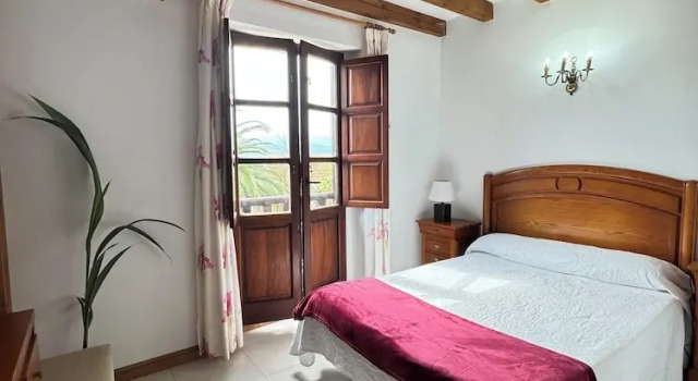Двухместный номер Standard с балконом Posada La Cabaña De Salmon