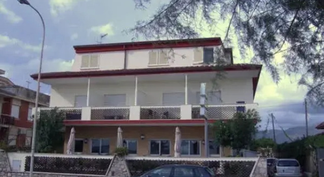 Hotel Villa Del Sole, Book Hotel Terracina Lazio Coast