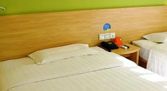 Dalian Yuanye Hotel, Book Hotel Xigang District 