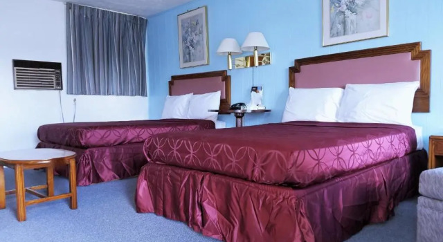 Standard- firedobbelt værelse Royal Inn Motel