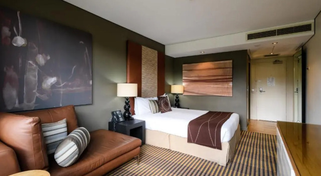 Двухместный номер Standard Lakeside Hotel and Conference Centre