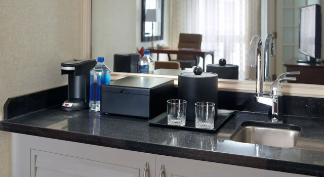 Люкс c 1 комнатой Atlanta Marriott Suites Midtown