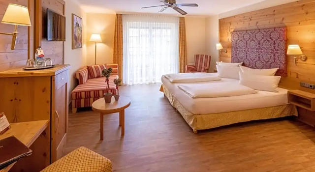 Номер Superior Hotel Schlosskrone