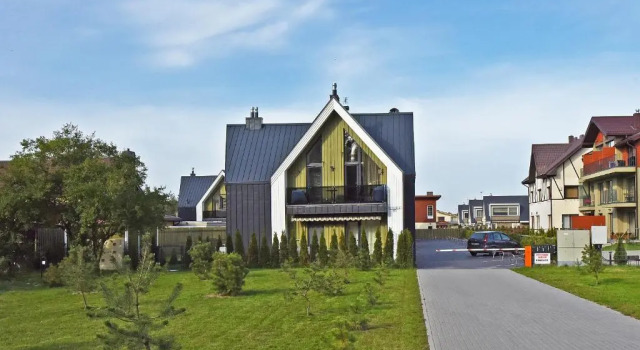 Green Dune House with Pool 5 min to Beach, Забронировать Отель Паланга Балтийское море