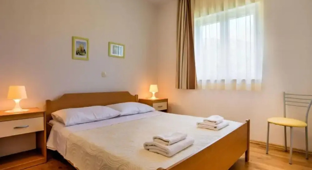 Апартаменты Comfort Wonderful Brsec Apartments with Sea View and Shared Pool