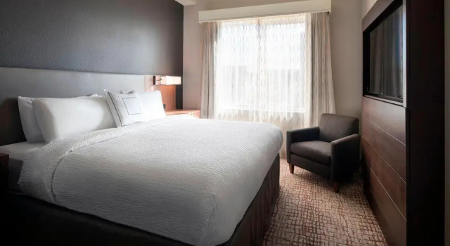 Шестиместный люкс с 2 комнатами Residence Inn by Marriott Redwood City San Carlos
