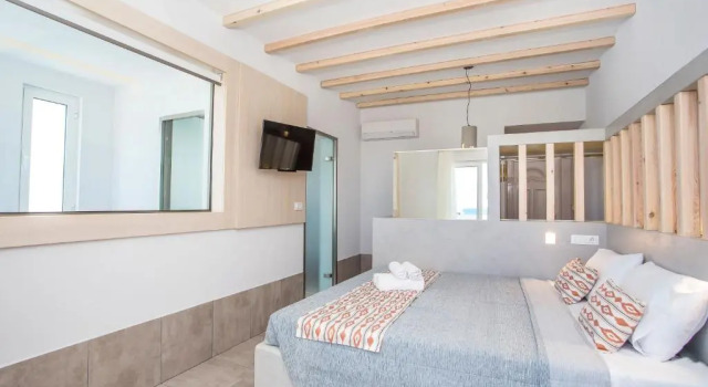 Alexander Studios & Suites - Adults Only