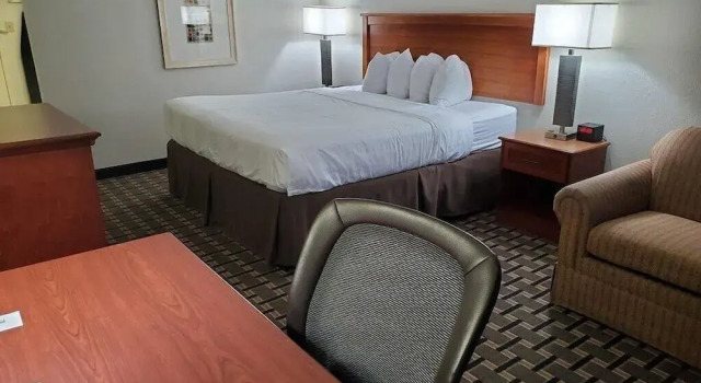 Люкс Deluxe Motel 6 Hastings NE