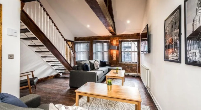 UStay 27 Stanley Street Party Apartments, Varaa Huoneisto Asunnot kohteessa Merseyside, Huoneisto