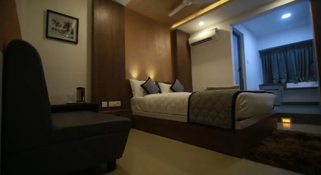 Hotel Rayyan, Забронировать Отель Отели штата Тамилнада с завтраком, Завтраки