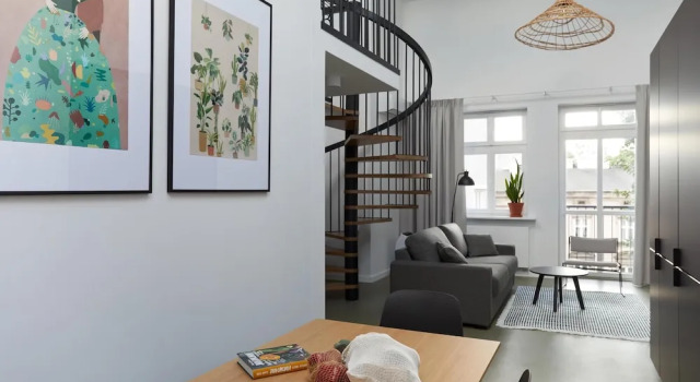 Апартаменты Мансарда с 3 комнатами PLANTONIA Aparthotel