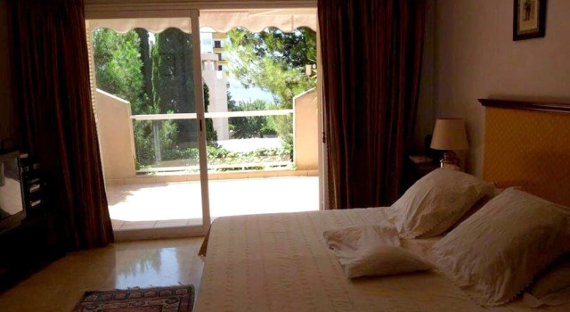 House With 4 Bedrooms in Portals Nous, With Wonderful sea View, Pool A, Book Vacation Home Villas in Portals Nous, Villa