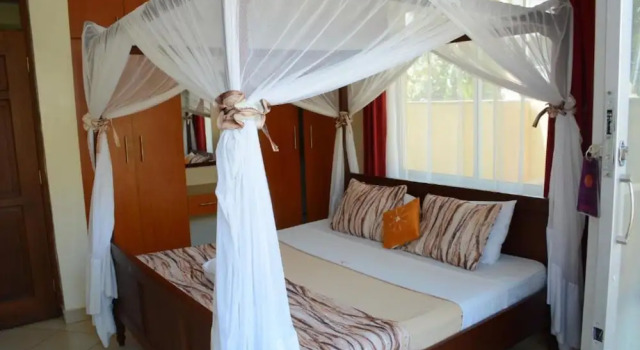 Апартаменты Stay.Plus Shanzu Furnished Apartments