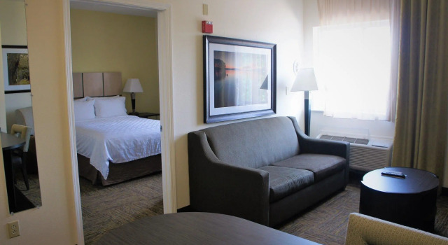 Двухместный люкс c 1 комнатой Candlewood Suites Clarksville by IHG
