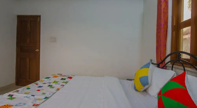 OYO 14239 Home Spacious 1BHK Camurlim Park, Prenota Casa vacanze Bardez 
