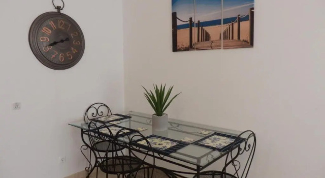 Апартаменты Sun & Pool Holiday Apartment