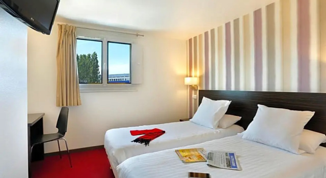 Номер Standard Grand Hotel Sénia - Paris Orly Airport