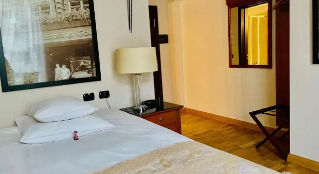 Camera Economy Hotel Paradis