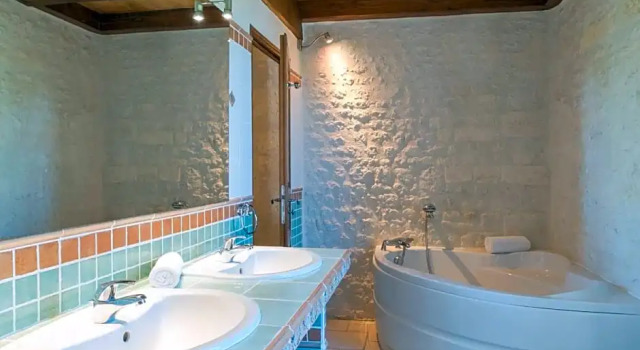 Полулюкс Le Relais de Saint-Preuil, The Originals Relais Vignes du Cognac