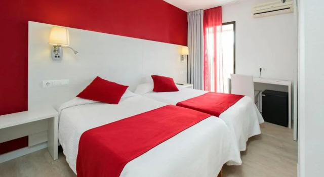 Одноместный номер Standard azuLine Hostal Marino