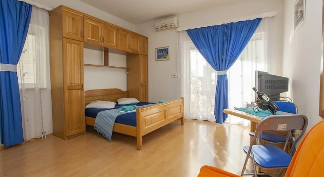 Студия Apartment Almera N2