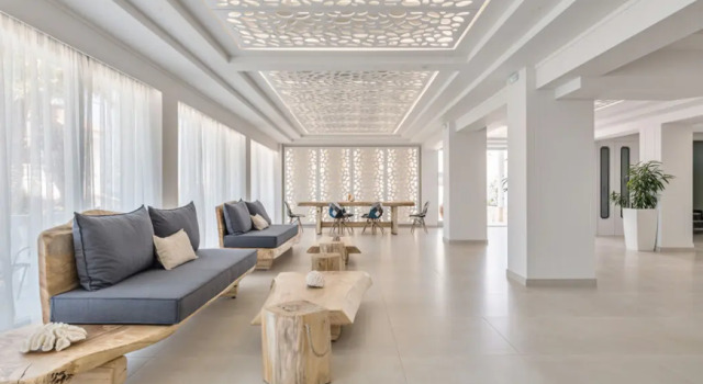 Kalidon Beach Hotel