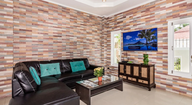 Tewaree Villa - Pattaya Holiday House Walking Street