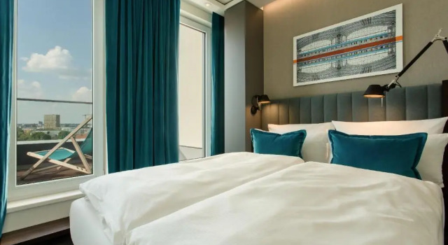 Двухместный номер Standard Motel One Berlin-Hauptbahnhof